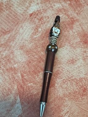 NWOT Handmade Gnome Drinking Coffee Pen